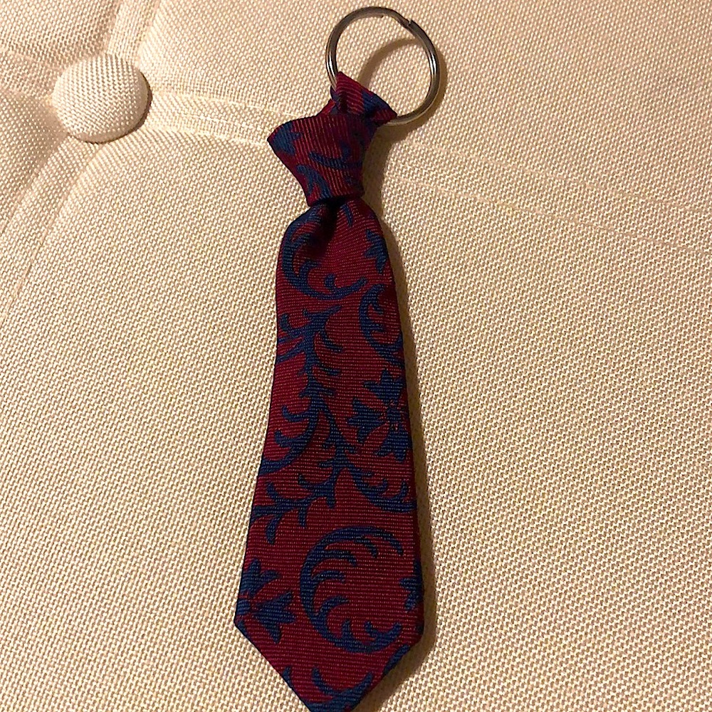 Brooks Brothers mini tie keychain NWOT, burgundy and navy design